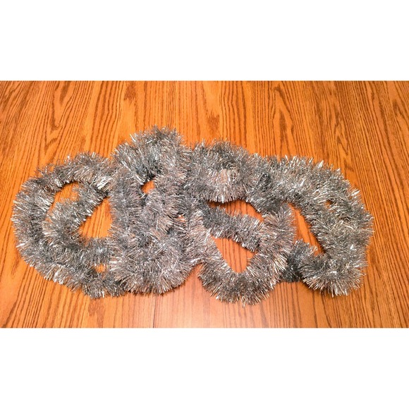 Silver Tinsel Garland Christmas Holiday‎ Party Decor, Excellent Condition - Picture 4 of 4